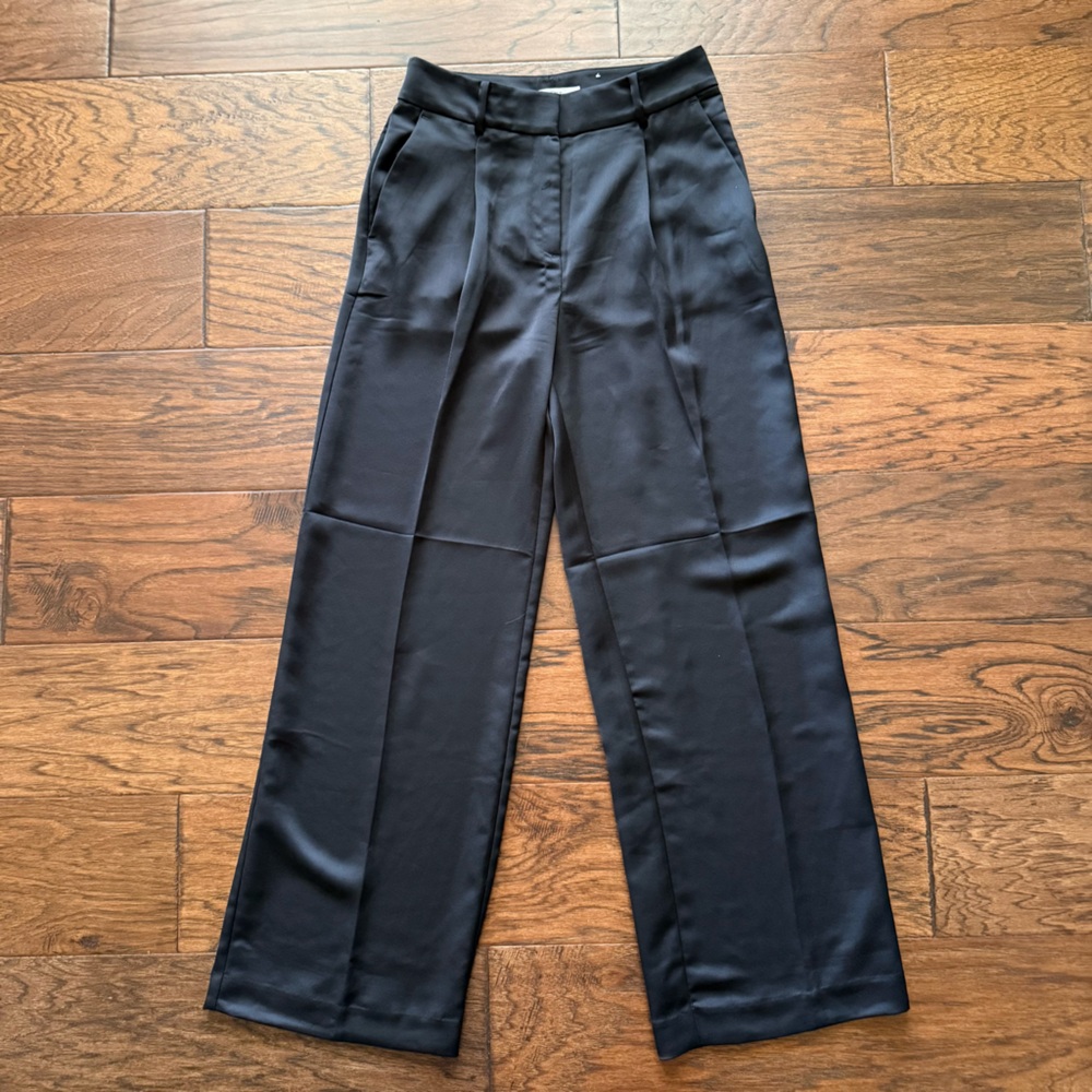 LOFT Peyton Trouser Pleated Pants Black‎ Size 0 Wide Leg Shiny High Waist